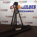 LOTE 263 - 01 TRIPÉ P/CÂMERA FOTOGRÁFICA MARCA TOMATE MODELO MTG-3016. (NO ESTADO) ATENÇÃO! FAZER A VISITAÇÃO ANTES DE ARREMATAR, NÃO SABEMOS SE FUNCIONA. LEILÃO NÃO TEM GARANTIA E NEM DEVOLUÇÃO, SUJEITO A POSSÍVEIS AVARIAS VISÍVEIS/OCULTAS E/OU AUSÊNCIA DE COMPONENTES.