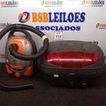 LOTE 117 - 01 BAÚ PARA MOTO E 01 ASPIRADOR DE PÓ MARCA PHILCO. (NO ESTADO) ATENÇÃO! FAZER A VISITAÇÃO ANTES DE ARREMATAR, NÃO SABEMOS SE FUNCIONA. LEILÃO NÃO TEM GARANTIA E NEM DEVOLUÇÃO, SUJEITO A POSSÍVEIS AVARIAS VISÍVEIS/OCULTAS E/OU AUSÊNCIA DE COMPONENTES.