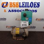 LOTE 315 - 01 BOMBA PRESSURIZADORA MARCA SYLLENTE. (NO ESTADO) ATENÇÃO! FAZER A VISITAÇÃO ANTES DE ARREMATAR, NÃO SABEMOS SE FUNCIONA. LEILÃO NÃO TEM GARANTIA E NEM DEVOLUÇÃO, SUJEITO A POSSÍVEIS AVARIAS VISÍVEIS/OCULTAS E/OU AUSÊNCIA DE COMPONENTES.