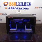 LOTE 239 -  01 IMPRESSORA A LASER PARA GRAVAÇÃO DE CDS. (NO ESTADO) ATENÇÃO! FAZER A VISITAÇÃO ANTES DE ARREMATAR, NÃO SABEMOS SE FUNCIONA. LEILÃO NÃO TEM GARANTIA E NEM DEVOLUÇÃO, SUJEITO A POSSÍVEIS AVARIAS VISÍVEIS/OCULTAS E/OU AUSÊNCIA DE COMPONENTES.