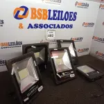 LOTE 402 - 05 REFLETORES DE LED DIVERSOS. (NO ESTADO) ATENÇÃO! FAZER A VISITAÇÃO ANTES DE ARREMATAR, NÃO SABEMOS SE FUNCIONA. LEILÃO NÃO TEM GARANTIA E NEM DEVOLUÇÃO, SUJEITO A POSSÍVEIS AVARIAS VISÍVEIS/OCULTAS E/OU AUSÊNCIA DE COMPONENTES.