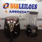 LOTE 423 - 01 AIR FRYER E 01 LIQUIDIFICADOR SEM MARCA APARENTE. (NO ESTADO) ATENÇÃO! FAZER A VISITAÇÃO ANTES DE ARREMATAR, NÃO SABEMOS SE FUNCIONA. LEILÃO NÃO TEM GARANTIA E NEM DEVOLUÇÃO, SUJEITO A POSSÍVEIS AVARIAS VISÍVEIS/OCULTAS E/OU AUSÊNCIA DE COMPONENTES.