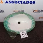 LOTE 142 - 01 CUBA DE EMBUTIR OVAL MARCA DECA. (NOVO) (NO ESTADO) ATENÇÃO! FAZER A VISITAÇÃO ANTES DE ARREMATAR, NÃO SABEMOS SE FUNCIONA. LEILÃO NÃO TEM GARANTIA E NEM DEVOLUÇÃO, SUJEITO A POSSÍVEIS AVARIAS VISÍVEIS/OCULTAS E/OU AUSÊNCIA DE COMPONENTES.