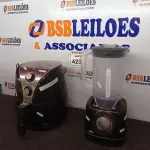 LOTE 423 - 01 AIR FRYER E 01 LIQUIDIFICADOR SEM MARCA APARENTE. (NO ESTADO) ATENÇÃO! FAZER A VISITAÇÃO ANTES DE ARREMATAR, NÃO SABEMOS SE FUNCIONA. LEILÃO NÃO TEM GARANTIA E NEM DEVOLUÇÃO, SUJEITO A POSSÍVEIS AVARIAS VISÍVEIS/OCULTAS E/OU AUSÊNCIA DE COMPONENTES.