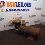 LOTE 106 - 01 BOMBA D’ÁGUA MARCA MARK. (NO ESTADO) ATENÇÃO! FAZER A VISITAÇÃO ANTES DE ARREMATAR, NÃO SABEMOS SE FUNCIONA. LEILÃO NÃO TEM GARANTIA E NEM DEVOLUÇÃO, SUJEITO A POSSÍVEIS AVARIAS VISÍVEIS/OCULTAS E/OU AUSÊNCIA DE COMPONENTES.