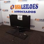 LOTE 283 -  01 MONITOR LG COM TECLADO. (NO ESTADO) ATENÇÃO! FAZER A VISITAÇÃO ANTES DE ARREMATAR, NÃO SABEMOS SE FUNCIONA. LEILÃO NÃO TEM GARANTIA E NEM DEVOLUÇÃO, SUJEITO A POSSÍVEIS AVARIAS VISÍVEIS/OCULTAS E/OU AUSÊNCIA DE COMPONENTES.