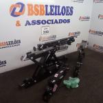 LOTE 338 - 04 SUPORTES PARA MONITOR.  (NO ESTADO) ATENÇÃO! FAZER A VISITAÇÃO ANTES DE ARREMATAR, NÃO SABEMOS SE FUNCIONA. LEILÃO NÃO TEM GARANTIA E NEM DEVOLUÇÃO, SUJEITO A POSSÍVEIS AVARIAS VISÍVEIS/OCULTAS E/OU AUSÊNCIA DE COMPONENTES.