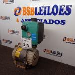 LOTE 315 - 01 BOMBA PRESSURIZADORA MARCA SYLLENTE. (NO ESTADO) ATENÇÃO! FAZER A VISITAÇÃO ANTES DE ARREMATAR, NÃO SABEMOS SE FUNCIONA. LEILÃO NÃO TEM GARANTIA E NEM DEVOLUÇÃO, SUJEITO A POSSÍVEIS AVARIAS VISÍVEIS/OCULTAS E/OU AUSÊNCIA DE COMPONENTES.