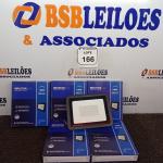 LOTE 166 - 05 REFLETORES DE LED AMBIENTE EXTERNO 100W CADA. (NOVO). (NO ESTADO) ATENÇÃO! FAZER A VISITAÇÃO ANTES DE ARREMATAR, NÃO SABEMOS SE FUNCIONA. LEILÃO NÃO TEM GARANTIA E NEM DEVOLUÇÃO, SUJEITO A POSSÍVEIS AVARIAS VISÍVEIS/OCULTAS E/OU AUSÊNCIA DE COMPONENTES.