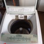 LOTE 249 -  01 MÁQUINA DE LAVAR ROUPAS BRASTEMP 8 KG. (NO ESTADO) ATENÇÃO! FAZER A VISITAÇÃO ANTES DE ARREMATAR, NÃO SABEMOS SE FUNCIONA. LEILÃO NÃO TEM GARANTIA E NEM DEVOLUÇÃO, SUJEITO A POSSÍVEIS AVARIAS VISÍVEIS/OCULTAS E/OU AUSÊNCIA DE COMPONENTES.
