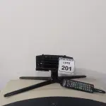 LOTE 201 - 01 TV LED SMART SAMSUNG 40” SERIE 6 FULL HD HDMI (FUNCIONANDO). (NO ESTADO) ATENÇÃO! FAZER A VISITAÇÃO ANTES DE ARREMATAR, NÃO SABEMOS SE FUNCIONA. LEILÃO NÃO TEM GARANTIA E NEM DEVOLUÇÃO, SUJEITO A POSSÍVEIS AVARIAS VISÍVEIS/OCULTAS E/OU AUSÊNCIA DE COMPONENTES.