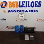 LOTE 024 - 05 CELULARES MARCAS E MODELOS DIVERSOS E 01 TABLET PARA RETIRADA DE PEÇAS. (NO ESTADO) ATENÇÃO! FAZER A VISITAÇÃO ANTES DE ARREMATAR, NÃO SABEMOS SE FUNCIONA. LEILÃO NÃO TEM GARANTIA E NEM DEVOLUÇÃO, SUJEITO A POSSÍVEIS AVARIAS VISÍVEIS/OCULTAS E/OU AUSÊNCIA DE COMPONENTES.