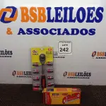 LOTE 242 - 01 NÍVEL A LASER (NOVO) E 01 KIT CHAVE DE CATRACA (NOVO). (NO ESTADO) ATENÇÃO! FAZER A VISITAÇÃO ANTES DE ARREMATAR, NÃO SABEMOS SE FUNCIONA. LEILÃO NÃO TEM GARANTIA E NEM DEVOLUÇÃO, SUJEITO A POSSÍVEIS AVARIAS VISÍVEIS/OCULTAS E/OU AUSÊNCIA DE COMPONENTES.