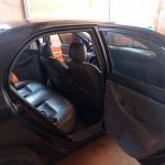 LOTE 485 - 01 TOYOTA COROLLA XLI16VVT A GASOLINA; ANO 2005/2005 NA COR PRETA.VIDROS TRASEIROS NÃO FUNCIONA. (MULTA DE 84,00) (NO ESTADO)