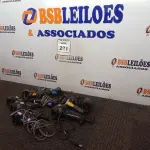 LOTE 231 - 01 LOTE COM LEITORES DE CÓDIGO DE BARRAS. (NO ESTADO) ATENÇÃO! FAZER A VISITAÇÃO ANTES DE ARREMATAR, NÃO SABEMOS SE FUNCIONA. LEILÃO NÃO TEM GARANTIA E NEM DEVOLUÇÃO, SUJEITO A POSSÍVEIS AVARIAS VISÍVEIS/OCULTAS E/OU AUSÊNCIA DE COMPONENTES.