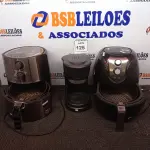 LOTE 125 - 02 AIR FRYER E 01 CAFETEIRA INCOMPLETA COM AVARIAS. (NO ESTADO) ATENÇÃO! FAZER A VISITAÇÃO ANTES DE ARREMATAR, NÃO SABEMOS SE FUNCIONA. LEILÃO NÃO TEM GARANTIA E NEM DEVOLUÇÃO, SUJEITO A POSSÍVEIS AVARIAS VISÍVEIS/OCULTAS E/OU AUSÊNCIA DE COMPONENTES.
