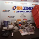 LOTE 082 - 01 LOTE COM VÁRIOS HD’S E MATERIAIS DIVERSOS. (NO ESTADO) ATENÇÃO! FAZER A VISITAÇÃO ANTES DE ARREMATAR, NÃO SABEMOS SE FUNCIONA. LEILÃO NÃO TEM GARANTIA E NEM DEVOLUÇÃO, SUJEITO A POSSÍVEIS AVARIAS VISÍVEIS/OCULTAS E/OU AUSÊNCIA DE COMPONENTES.