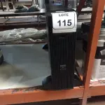 LOTE 115 - 01 NOBREAK APC COM BATERIAS AP9619. (NO ESTADO) ATENÇÃO! FAZER A VISITAÇÃO ANTES DE ARREMATAR, NÃO SABEMOS SE FUNCIONA. LEILÃO NÃO TEM GARANTIA E NEM DEVOLUÇÃO, SUJEITO A POSSÍVEIS AVARIAS VISÍVEIS/OCULTAS E/OU AUSÊNCIA DE COMPONENTES.