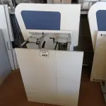 LOTE 442 - 02 MESAS COM REGULAGEM DE ALTURA MANUAL E 3 LATERAIS EM MADEIRA PRA BAIA. (NO ESTADO) ATENÇÃO! FAZER A VISITAÇÃO ANTES DE ARREMATAR, NÃO SABEMOS SE FUNCIONA. LEILÃO NÃO TEM GARANTIA E NEM DEVOLUÇÃO, SUJEITO A POSSÍVEIS AVARIAS VISÍVEIS/OCULTAS E/OU AUSÊNCIA DE COMPONENTES.