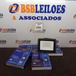 LOTE 209 - 05 REFLETORES DE LED 100W.(NOVO) (NO ESTADO) ATENÇÃO! FAZER A VISITAÇÃO ANTES DE ARREMATAR, NÃO SABEMOS SE FUNCIONA. LEILÃO NÃO TEM GARANTIA E NEM DEVOLUÇÃO, SUJEITO A POSSÍVEIS AVARIAS VISÍVEIS/OCULTAS E/OU AUSÊNCIA DE COMPONENTES.