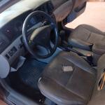 LOTE 485 - 01 TOYOTA COROLLA XLI16VVT A GASOLINA; ANO 2005/2005 NA COR PRETA.VIDROS TRASEIROS NÃO FUNCIONA. (MULTA DE 84,00) (NO ESTADO)