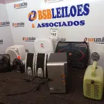 LOTE 152 - 02 COOLER’S PARA NOTEBOOK, 01 AQUECEDOR, 02 MINIS VENTILADORES, 01 APARELHO DE NEBULIZADOR, 01 CARCAÇA DE CAIXA DE ALARME INCOMPLETO E 01 SUBWOOFER. (NO ESTADO) ATENÇÃO! FAZER A VISITAÇÃO ANTES DE ARREMATAR, NÃO SABEMOS SE FUNCIONA. LEILÃO NÃO TEM GARANTIA E NEM DEVOLUÇÃO, SUJEITO A POSSÍVEIS AVARIAS VISÍVEIS/OCULTAS E/OU AUSÊNCIA DE COMPONENTES.