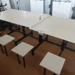 LOTE 448 - 01 MESA EM FERRO E MADEIRA PARA REFEITÓRIO 10 LUGARES. (NO ESTADO) ATENÇÃO! FAZER A VISITAÇÃO ANTES DE ARREMATAR, NÃO SABEMOS SE FUNCIONA. LEILÃO NÃO TEM GARANTIA E NEM DEVOLUÇÃO, SUJEITO A POSSÍVEIS AVARIAS VISÍVEIS/OCULTAS E/OU AUSÊNCIA DE COMPONENTES.