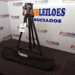 LOTE 433 - 01 TRIPÉ P/CÂMERA FOTOGRÁFICA MARCA TOMATE MODELO MTG-3016. (NO ESTADO) ATENÇÃO! FAZER A VISITAÇÃO ANTES DE ARREMATAR, NÃO SABEMOS SE FUNCIONA. LEILÃO NÃO TEM GARANTIA E NEM DEVOLUÇÃO, SUJEITO A POSSÍVEIS AVARIAS VISÍVEIS/OCULTAS E/OU AUSÊNCIA DE COMPONENTES.
