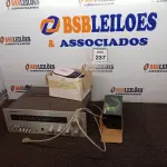 LOTE 237 - 01 RECEIVER STÉREO AM/FM GRADIENTE E 0101 FONTE PARA VÍDEO GAME XBOX. (NO ESTADO) ATENÇÃO! FAZER A VISITAÇÃO ANTES DE ARREMATAR, NÃO SABEMOS SE FUNCIONA. LEILÃO NÃO TEM GARANTIA E NEM DEVOLUÇÃO, SUJEITO A POSSÍVEIS AVARIAS VISÍVEIS/OCULTAS E/OU AUSÊNCIA DE COMPONENTES.