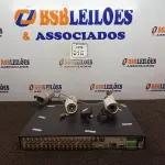 LOTE 016 - 01 DVR GIGA COM ACESSO REMOTO E 03 CÂMERAS. (NO ESTADO) ATENÇÃO! FAZER A VISITAÇÃO ANTES DE ARREMATAR, NÃO SABEMOS SE FUNCIONA. LEILÃO NÃO TEM GARANTIA E NEM DEVOLUÇÃO, SUJEITO A POSSÍVEIS AVARIAS VISÍVEIS/OCULTAS E/OU AUSÊNCIA DE COMPONENTES.
