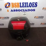 LOTE 041 - 01 BAÚ PARA MOTO MARCA GIVI. (NO ESTADO) ATENÇÃO! FAZER A VISITAÇÃO ANTES DE ARREMATAR, NÃO SABEMOS SE FUNCIONA. LEILÃO NÃO TEM GARANTIA E NEM DEVOLUÇÃO, SUJEITO A POSSÍVEIS AVARIAS VISÍVEIS/OCULTAS E/OU AUSÊNCIA DE COMPONENTES.