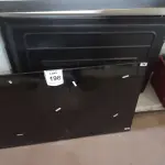 LOTE 198 - 03 TV’S PHILIPS PARA RETIRADA DE PEÇAS. (NO ESTADO) ATENÇÃO! FAZER A VISITAÇÃO ANTES DE ARREMATAR, NÃO SABEMOS SE FUNCIONA. LEILÃO NÃO TEM GARANTIA E NEM DEVOLUÇÃO, SUJEITO A POSSÍVEIS AVARIAS VISÍVEIS/OCULTAS E/OU AUSÊNCIA DE COMPONENTES.