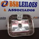 LOTE 372 - 01 CUBA EM INOX STANDART 400X340X140MM.(NOVO). (NO ESTADO) ATENÇÃO! FAZER A VISITAÇÃO ANTES DE ARREMATAR, NÃO SABEMOS SE FUNCIONA. LEILÃO NÃO TEM GARANTIA E NEM DEVOLUÇÃO, SUJEITO A POSSÍVEIS AVARIAS VISÍVEIS/OCULTAS E/OU AUSÊNCIA DE COMPONENTES.