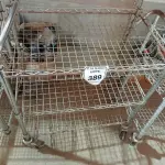 LOTE 389 - 01 CARRINHO PARA SERVIÇO CROMADO. (NO ESTADO) ATENÇÃO! FAZER A VISITAÇÃO ANTES DE ARREMATAR, NÃO SABEMOS SE FUNCIONA. LEILÃO NÃO TEM GARANTIA E NEM DEVOLUÇÃO, SUJEITO A POSSÍVEIS AVARIAS VISÍVEIS/OCULTAS E/OU AUSÊNCIA DE COMPONENTES.