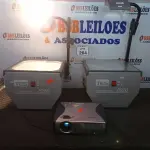 01 RETROPROJETOR TES2020 E 01 PROJETOR MULTIMÍDIA PANASONIC. (NO ESTADO) ATENÇÃO! FAZER A VISITAÇÃO ANTES DE ARREMATAR, NÃO SABEMOS SE FUNCIONA. LEILÃO NÃO TEM GARANTIA E NEM DEVOLUÇÃO, SUJEITO A POSSÍVEIS AVARIAS VISÍVEIS/OCULTAS E/OU AUSÊNCIA DE COMPONENTES.