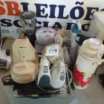 LOTE 276 - 01 LOTE COM CAFETEIRA, BATEDEIRA, PANELA ELÉTRICA, LIGNIFICADO E CHURRASQUEIRA ELÉTRICA. (NO ESTADO) ATENÇÃO! FAZER A VISITAÇÃO ANTES DE ARREMATAR, NÃO SABEMOS SE FUNCIONA. LEILÃO NÃO TEM GARANTIA E NEM DEVOLUÇÃO, SUJEITO A POSSÍVEIS AVARIAS VISÍVEIS/OCULTAS E/OU AUSÊNCIA DE COMPONENTES.