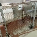 01 CARRINHO PARA SERVIÇO CROMADO. (NO ESTADO) ATENÇÃO! FAZER A VISITAÇÃO ANTES DE ARREMATAR, NÃO SABEMOS SE FUNCIONA. LEILÃO NÃO TEM GARANTIA E NEM DEVOLUÇÃO, SUJEITO A POSSÍVEIS AVARIAS VISÍVEIS/OCULTAS E/OU AUSÊNCIA DE COMPONENTES.