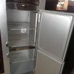 LOTE 024 - 01 REFRIGERATOR TRAULSEN 110V MODELO G10.000. (NO ESTADO EM QUE SE ENCONTRA. SUJEITO A AVARIAS OCULTAS/VISÍVEIS.) AV9668P