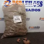 LOTE 375 - 01 LOTE COM JOELHOS MARRONS 20X1/2 E JOELHOS 32X25.V(NO ESTADO) ATENÇÃO! FAZER A VISITAÇÃO ANTES DE ARREMATAR, NÃO SABEMOS SE FUNCIONA. LEILÃO NÃO TEM GARANTIA E NEM DEVOLUÇÃO, SUJEITO A POSSÍVEIS AVARIAS VISÍVEIS/OCULTAS E/OU AUSÊNCIA DE COMPONENTES.