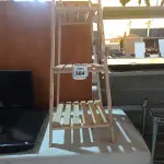 01 ESTANTE EM MADEIRA. (NO ESTADO) ATENÇÃO! FAZER A VISITAÇÃO ANTES DE ARREMATAR, NÃO SABEMOS SE FUNCIONA. LEILÃO NÃO TEM GARANTIA E NEM DEVOLUÇÃO, SUJEITO A POSSÍVEIS AVARIAS VISÍVEIS/OCULTAS E/OU AUSÊNCIA DE COMPONENTES.