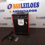 LOTE 331 - 01 CAIXA DE SOM COM MICROFONE. ESTADO) ATENÇÃO! FAZER A VISITAÇÃO ANTES DE ARREMATAR, NÃO SABEMOS SE FUNCIONA. LEILÃO NÃO TEM GARANTIA E NEM DEVOLUÇÃO, SUJEITO A POSSÍVEIS AVARIAS VISÍVEIS/OCULTAS E/OU AUSÊNCIA DE COMPONENTES.