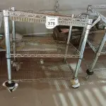 01 CARRINHO PARA SERVIÇO CROMADO. (NO ESTADO) ATENÇÃO! FAZER A VISITAÇÃO ANTES DE ARREMATAR, NÃO SABEMOS SE FUNCIONA. LEILÃRO NÃO TEM GARANTIA E NEM DEVOLUÇÃO, SUJEITO A POSSÍVEIS AVARIAS VISÍVEIS/OCULTAS E/OU AUSÊNCIA DE COMPONENTES.