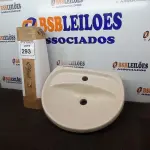 LOTE 293 - 01 PIA COM COLUNA NA COR BRANCA PARA LAVATÓRIO. (NO ESTADO) ATENÇÃO! FAZER A VISITAÇÃO ANTES DE ARREMATAR, NÃO SABEMOS SE FUNCIONA. LEILÃO NÃO TEM GARANTIA E NEM DEVOLUÇÃO, SUJEITO A POSSÍVEIS AVARIAS VISÍVEIS/OCULTAS E/OU AUSÊNCIA DE COMPONENTES.
