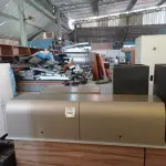 LOTE 142 - 01 ARMÁRIO SUSPENSO EM AÇO DUPLO. (NO ESTADO EM QUE SE ENCONTRA. SUJEITO A AVARIAS OCULTAS/VISÍVEIS.)