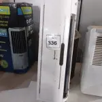 LOTE 336 - 01 AR CONDICIONADO LG  12.000BTUS 220V. (NO ESTADO EM QUE SE ENCONTRA. SUJEITO A AVARIAS OCULTAS/VISÍVEIS.) BF8495K