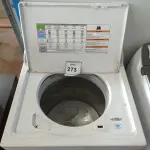 LOTE 273 - 01 MÁQUINA DE LAVAR WHIRLPOOL 110V (WASHER).  (NO ESTADO EM QUE SE ENCONTRA. SUJEITO A AVARIAS OCULTAS/VISÍVEIS.) AV9667T