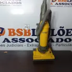 LOTE 212 - 01 ASPIRADOR DE PÓ LIGHT SPEED 110V (VACUUM CLEANER). (NO ESTADO EM QUE SE ENCONTRA. SUJEITO A AVARIAS OCULTAS/VISÍVEIS.) AV9669J