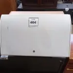 LOTE 464 - 01 ARMÁRIO SUSPENSO. (NO ESTADO EM QUE SE ENCONTRA. SUJEITO A AVARIAS OCULTAS/VISÍVEIS.)
