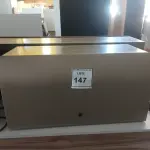 LOTE 147 - 01 ARMÁRIO SUSPENSO EM AÇO. (NO ESTADO EM QUE SE ENCONTRA. SUJEITO A AVARIAS OCULTAS/VISÍVEIS.)