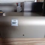 LOTE 387 - 01 ARMÁRIO EM AÇO SUSPENSO. (NO ESTADO EM QUE SE ENCONTRA. SUJEITO A AVARIAS OCULTAS/VISÍVEIS.)